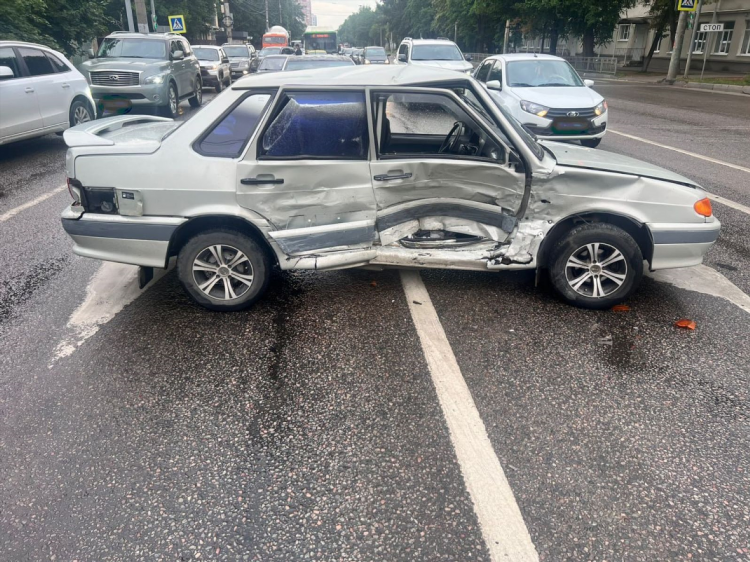 Работа в воронеже для пенсионеров камелот доска объявлений вакансии